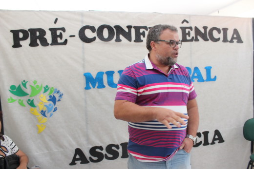 Professor Ricardo Silvestre discorreu sobre a política do Sistema Único de Assistência Social (SUAS)