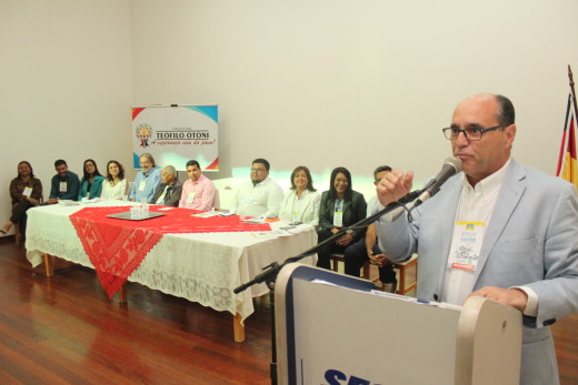 Dr. José Roberto Corrêa tratou sobre o tema que deu nome à conferência, Financiamento do SUS